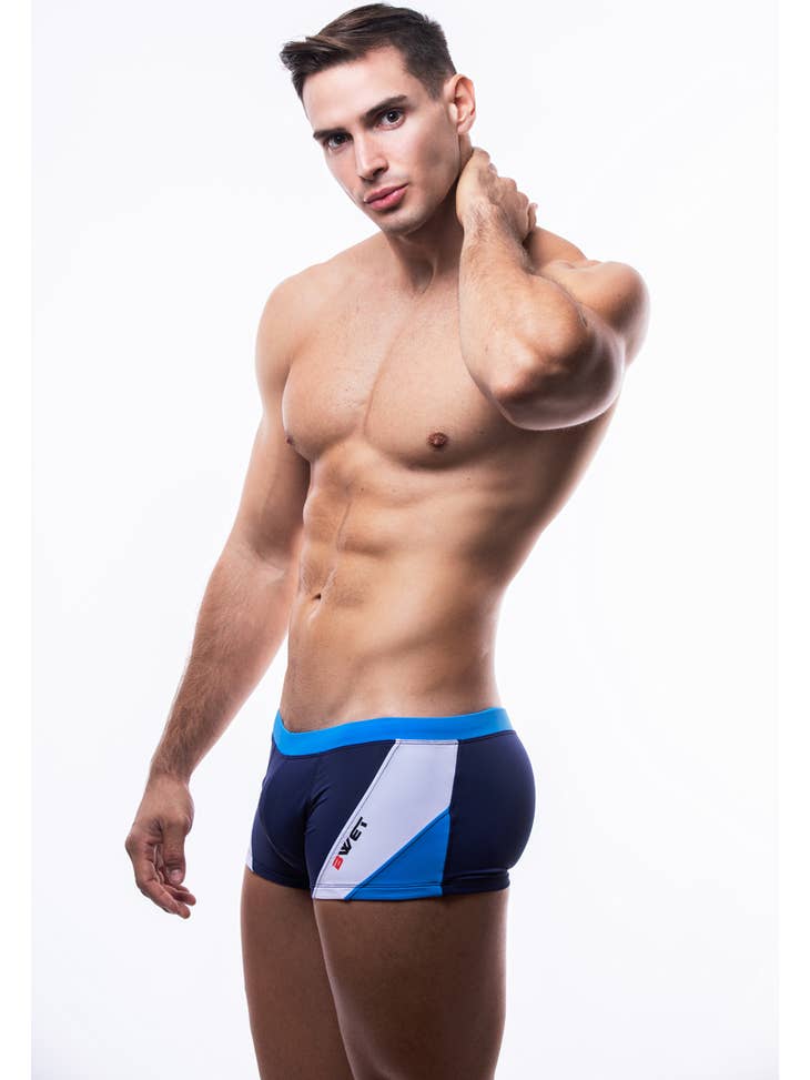 Badbyxor - Santa Monica Beach Trunks finns hos Aktivcamping