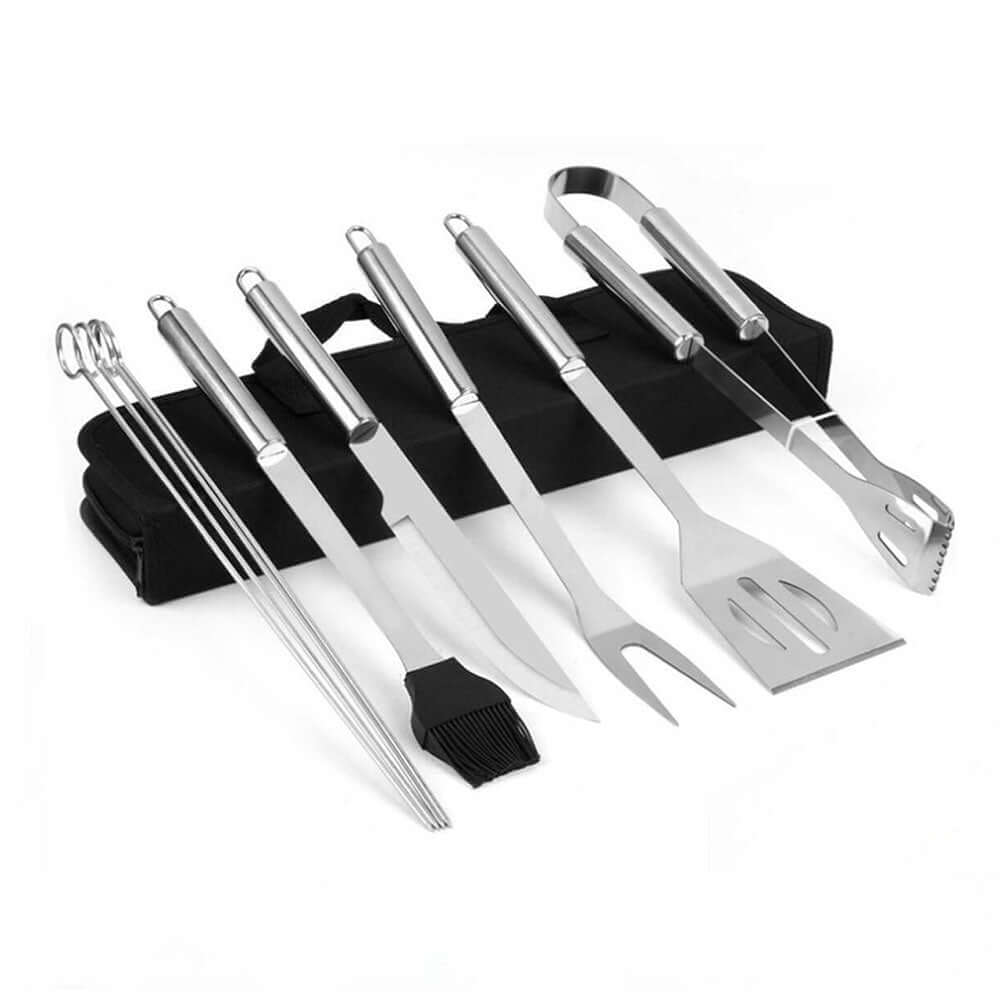 Grillset 9-delar med väska och grillredskap finns hos Aktivcamping