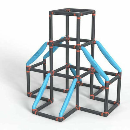Aktivitetscentrum Smoby BIG Kraxxl The Tower finns hos Aktivcamping