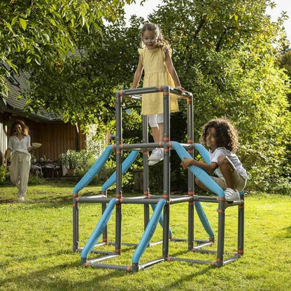 Aktivitetscentrum Smoby BIG Kraxxl The Tower finns hos Aktivcamping