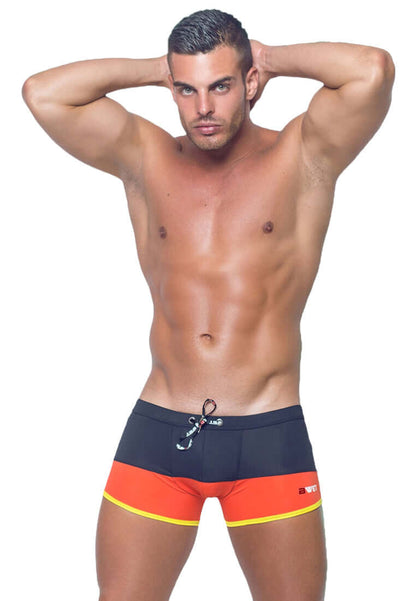 Badbyxor - Sentosa Beach Trunks finns hos Aktivcamping