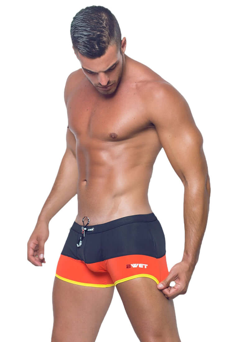 Badbyxor - Sentosa Beach Trunks finns hos Aktivcamping