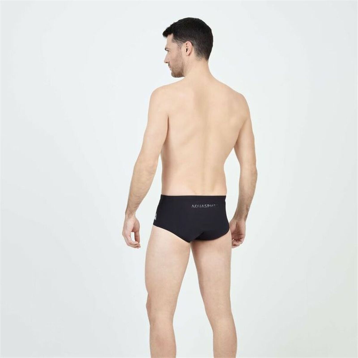 Badbyxor Herr Aqua Sphere Essentials Svart finns hos Aktivcamping