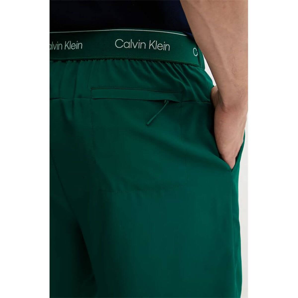 Badbyxor Herr Calvin Klein Woven Grön finns hos Aktivcamping