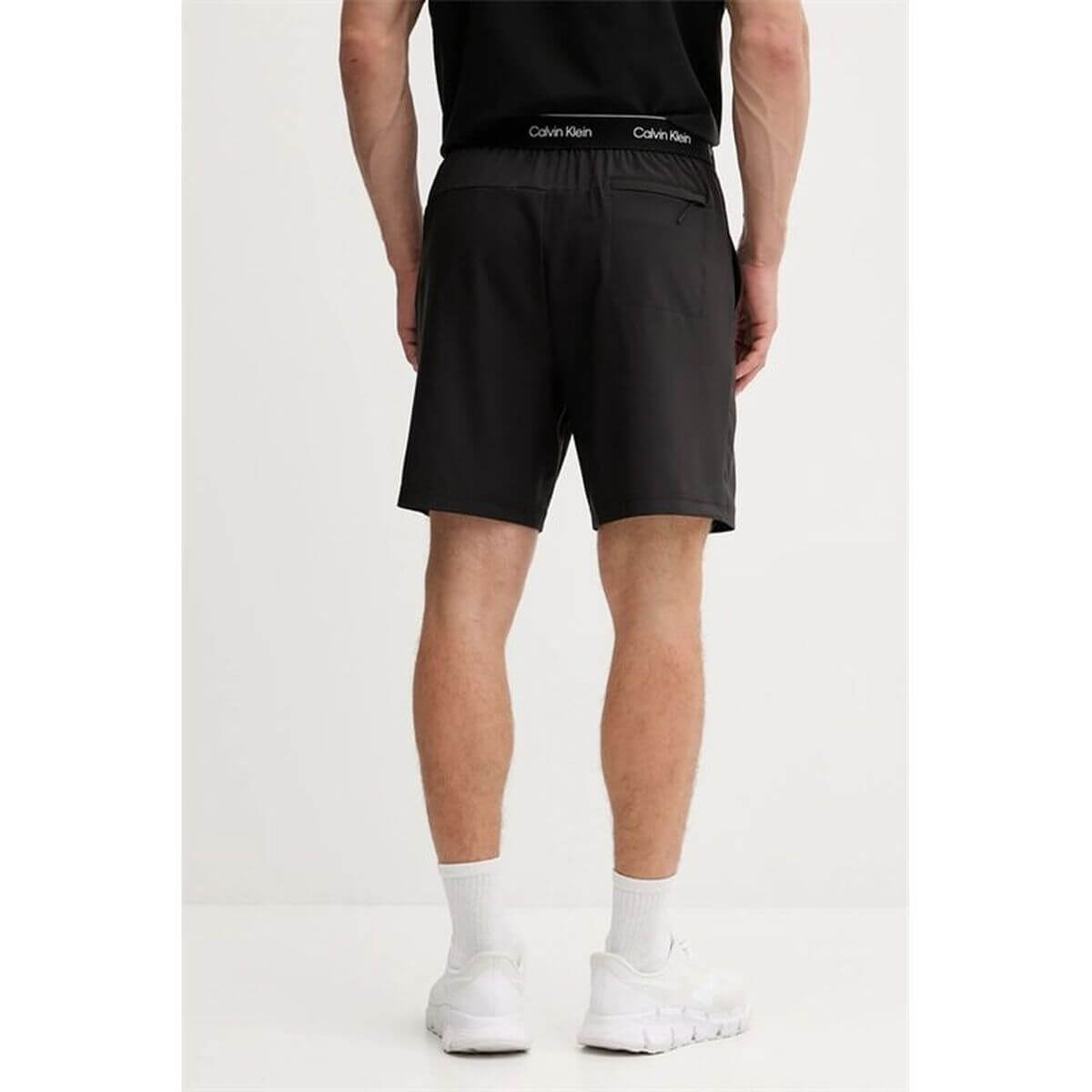 Badbyxor Herr Calvin Klein Woven Svart finns hos Aktivcamping
