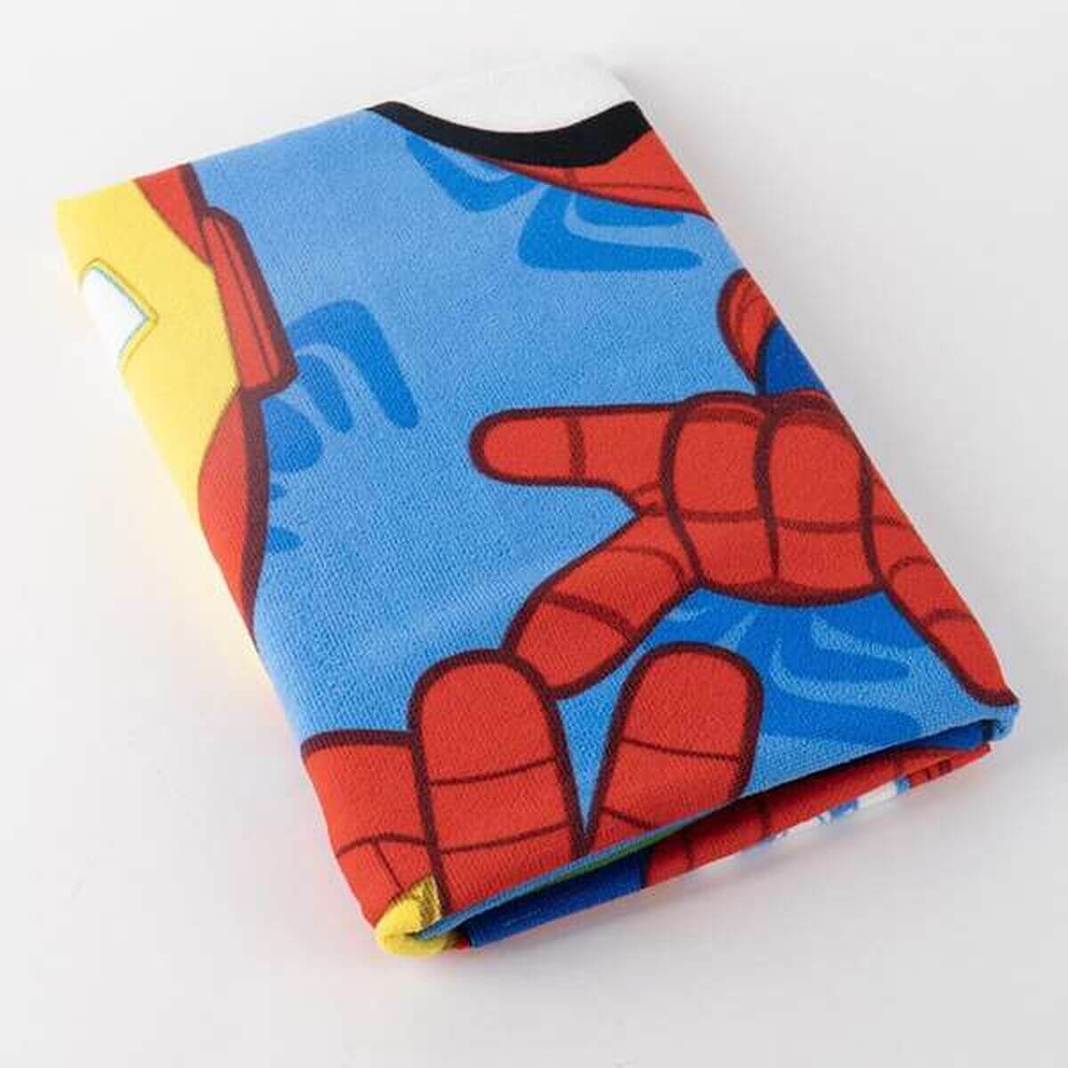 Badhandduk Spidey Blå 70 x 140 cm finns hos Aktivcamping