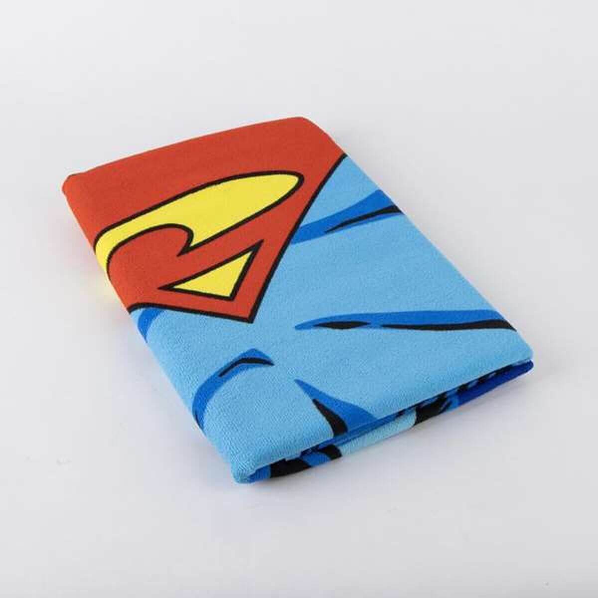Badhandduk Superman Blå 70 x 140 cm finns hos Aktivcamping