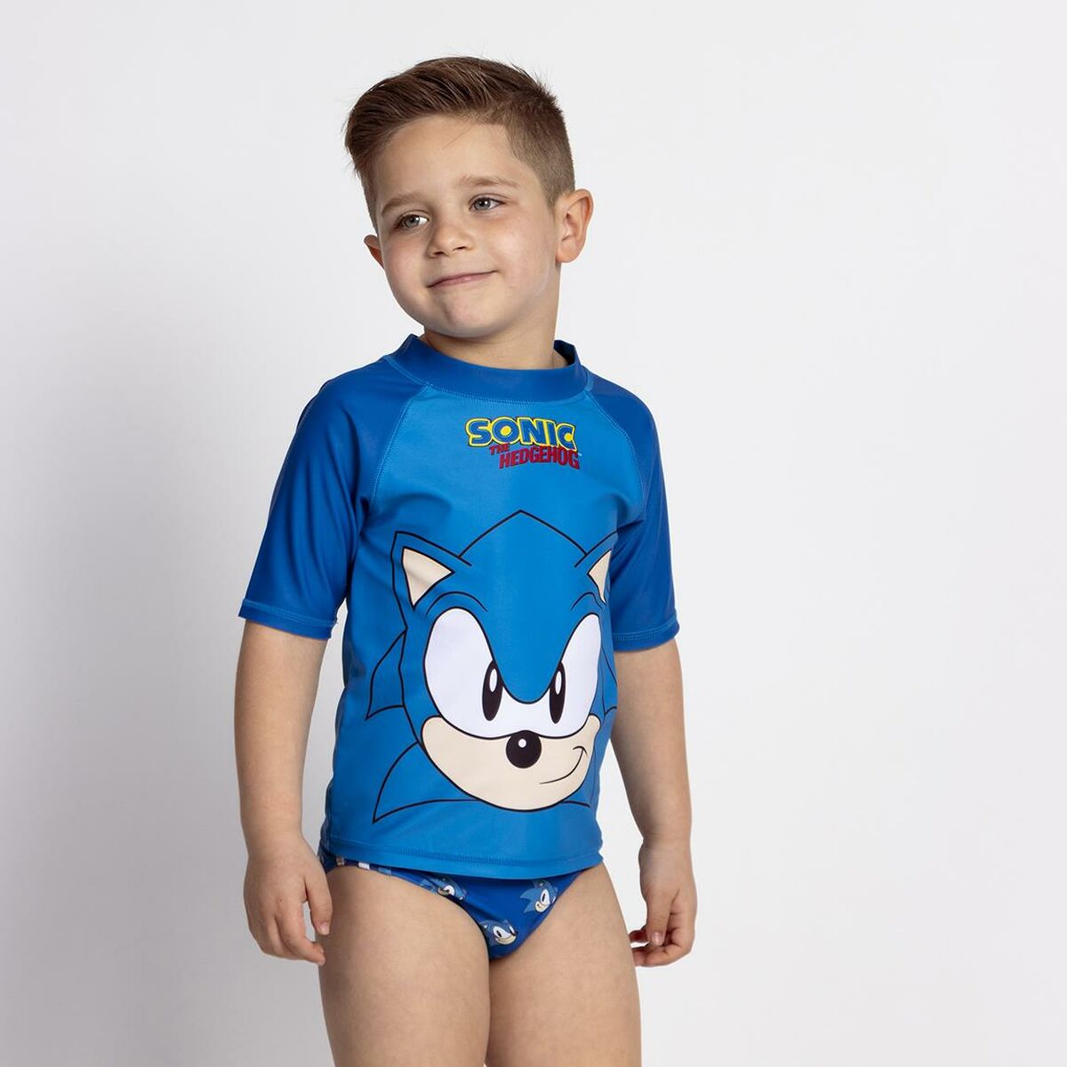 Badtröja Sonic 4 år finns hos Aktivcamping