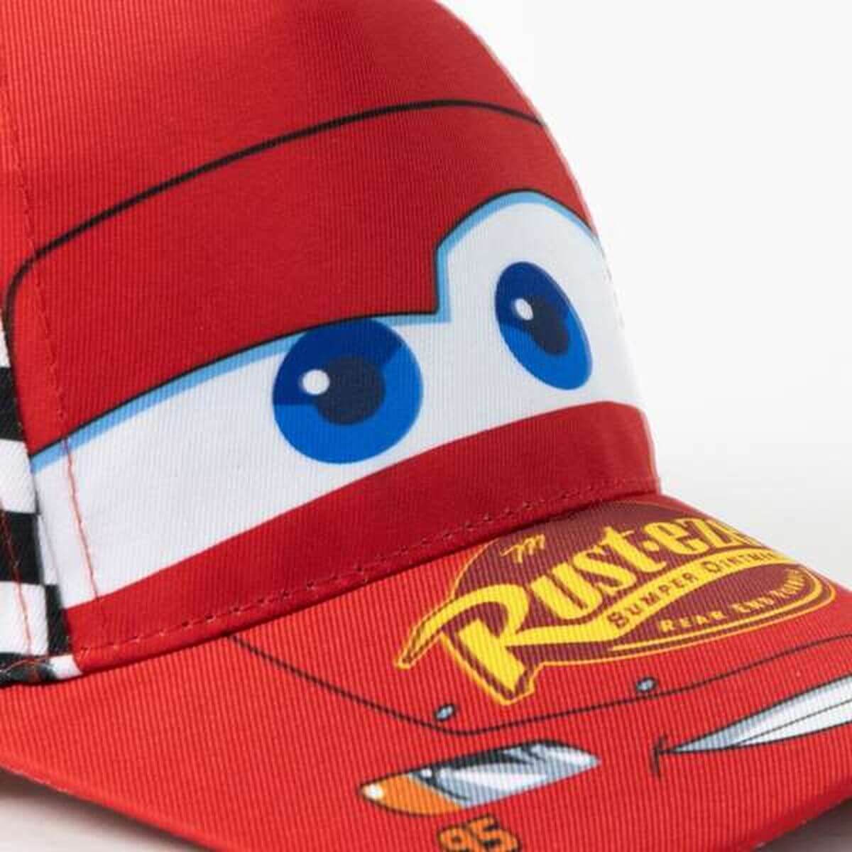 Barnkeps Cars Röd finns hos Aktivcamping