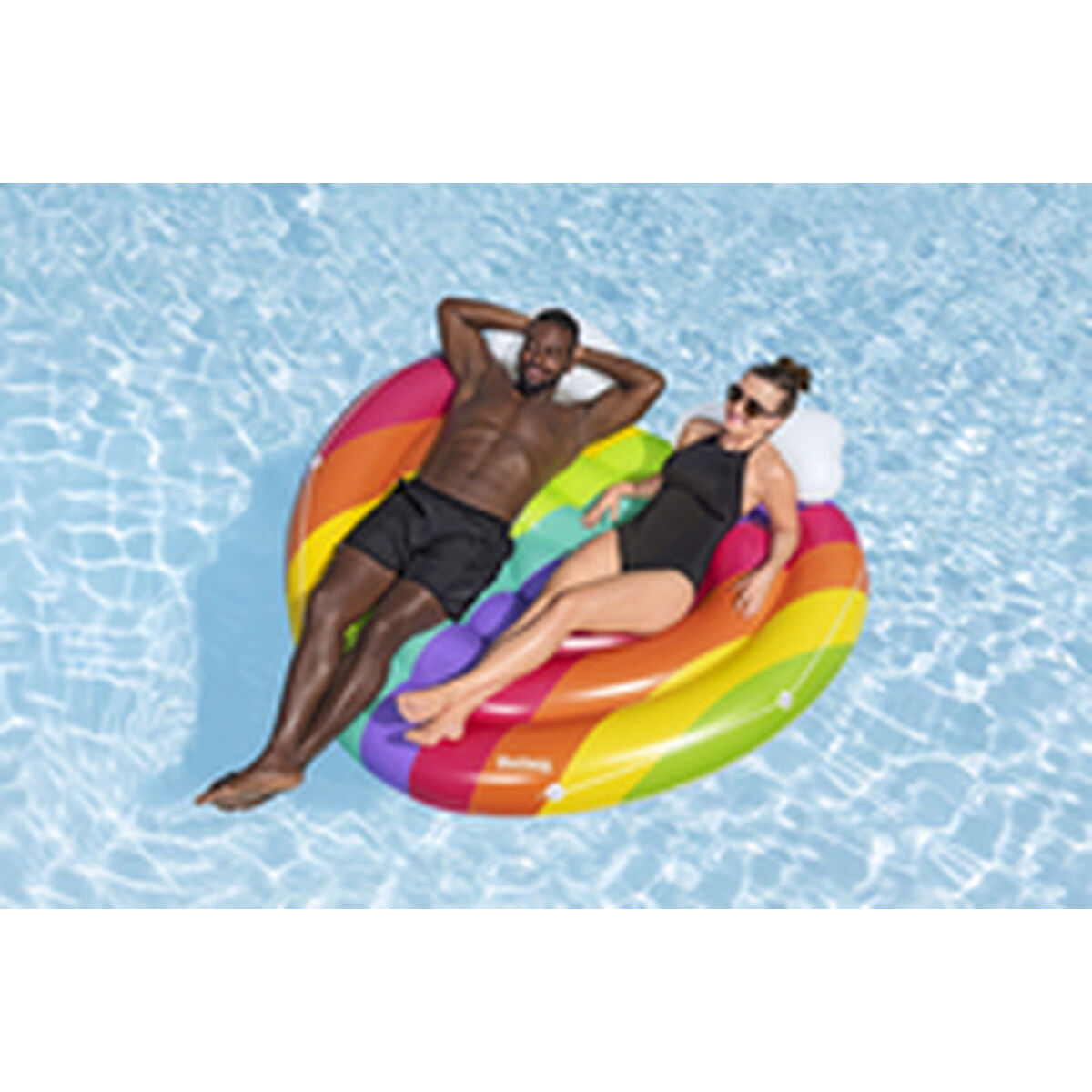 Bestway Flytande Ö Regnbåge Uppblåsbar 175x163 cm Strand och Pool 43722 finns hos Aktivcamping