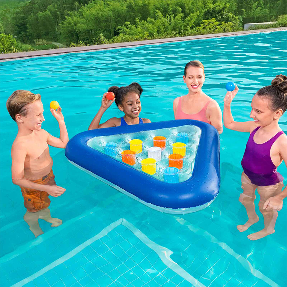 Bestway Flytande Triangelspel Uppblåsbart med Bollar 105x97 cm +3 År Pool 52560 finns hos Aktivcamping