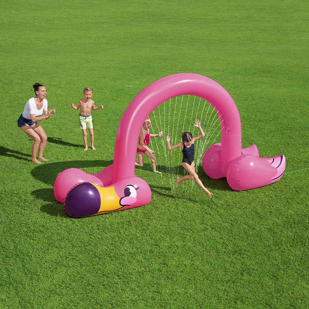 Bestway Jumbo Flamingo Sprinkler 340x110x193 cm +2 Years Garden 52382 finns hos Aktivcamping