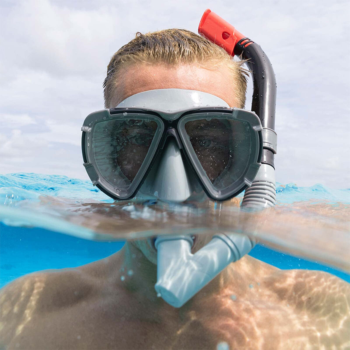 Bestway Set Mask och Rör Barn Anatomiskt Band Blandade Färger +3 År Strand och Pool 24023 finns hos Aktivcamping