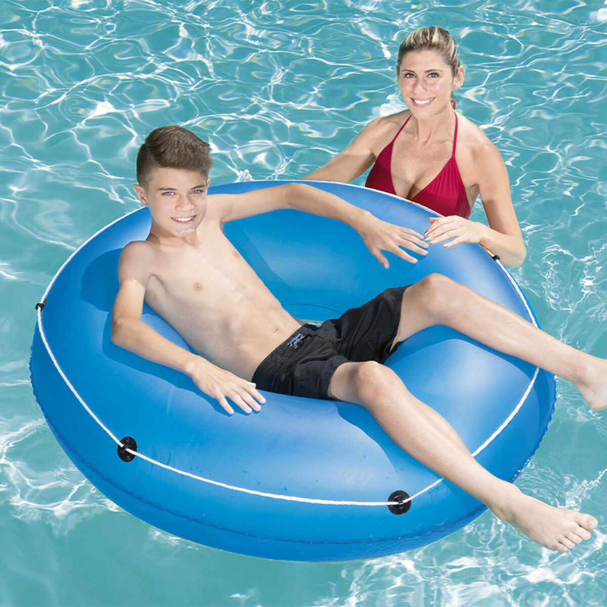 Bestway Uppblåsbar Flotte Slät med Snöre Olika Färger D119 cm +12 År Strand och Pool 36120 finns hos Aktivcamping