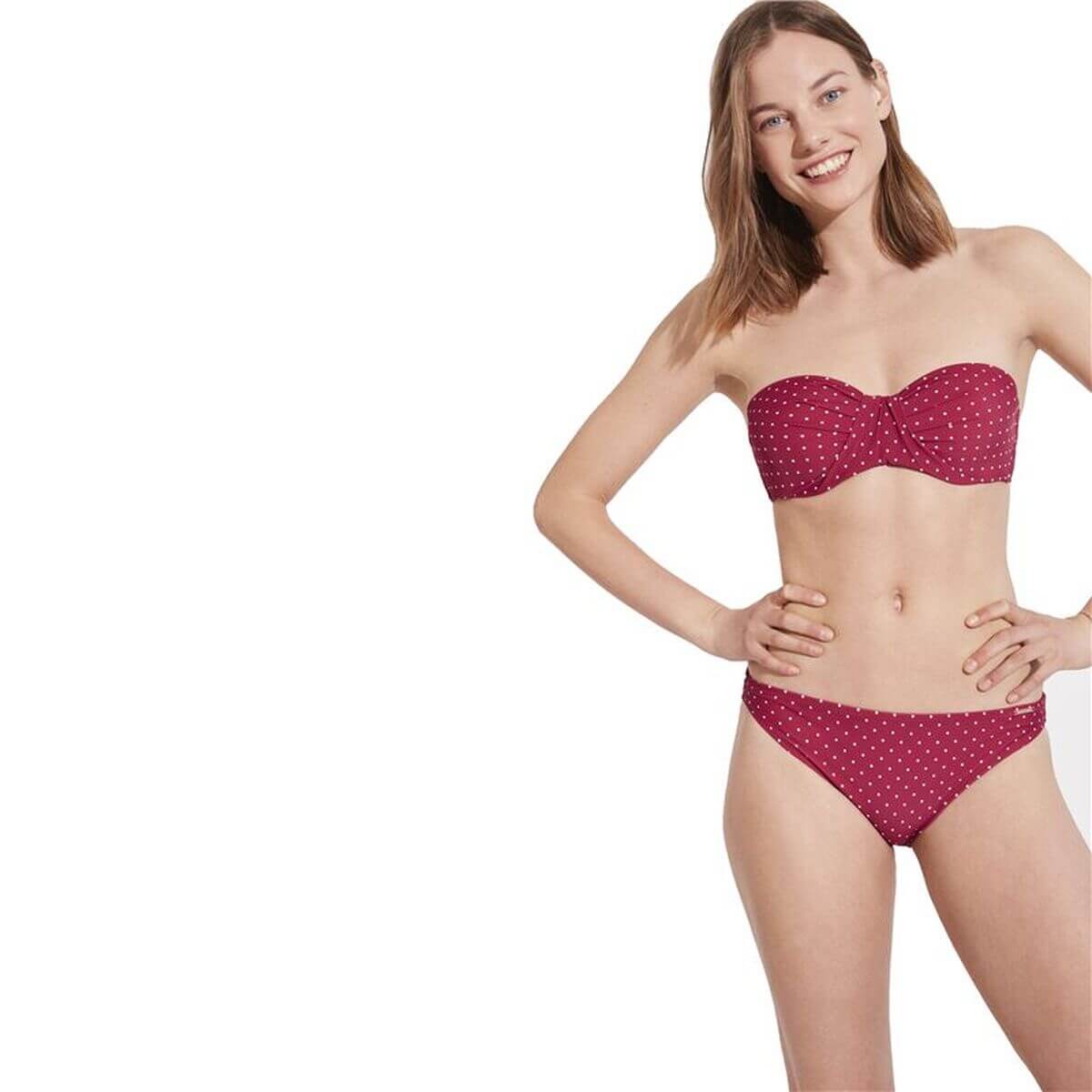 Bikini Ysabel Mora Mörkröd - finns hos Aktivcamping