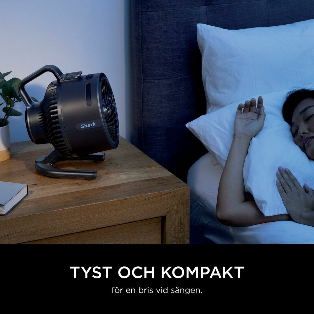 Bordsfläkt Shark Grå - Batteridrift och Elnät finns hos Aktivcamping