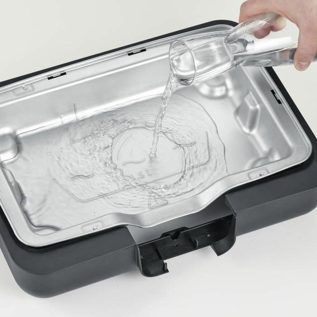 Bärbar Grill Severin PG 8554 Rostfritt stål 29 x 37 cm finns hos Aktivcamping