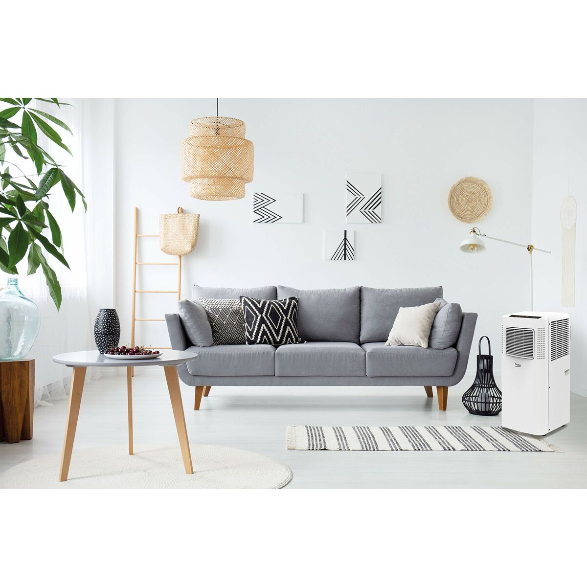 Bärbar Luftkonditionering BEKO BP209C Vit A 2500 W finns hos Aktivcamping