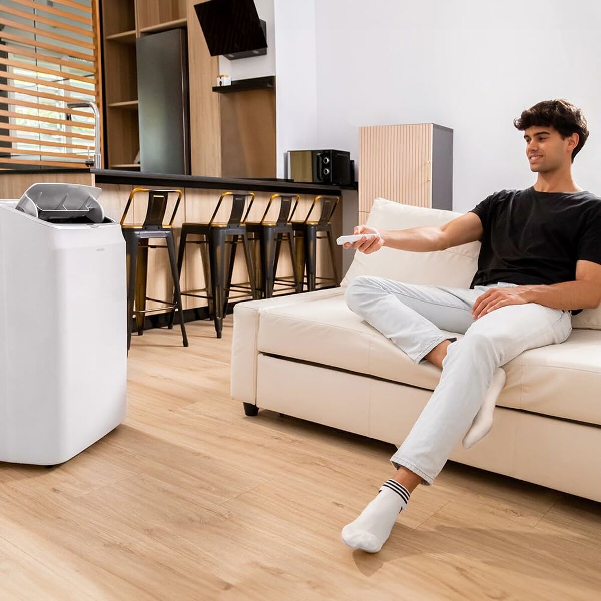 Bärbar Luftkonditionering Cecotec ForceClima 14600 Soundless Heating A 1340 W Vit finns hos Aktivcamping