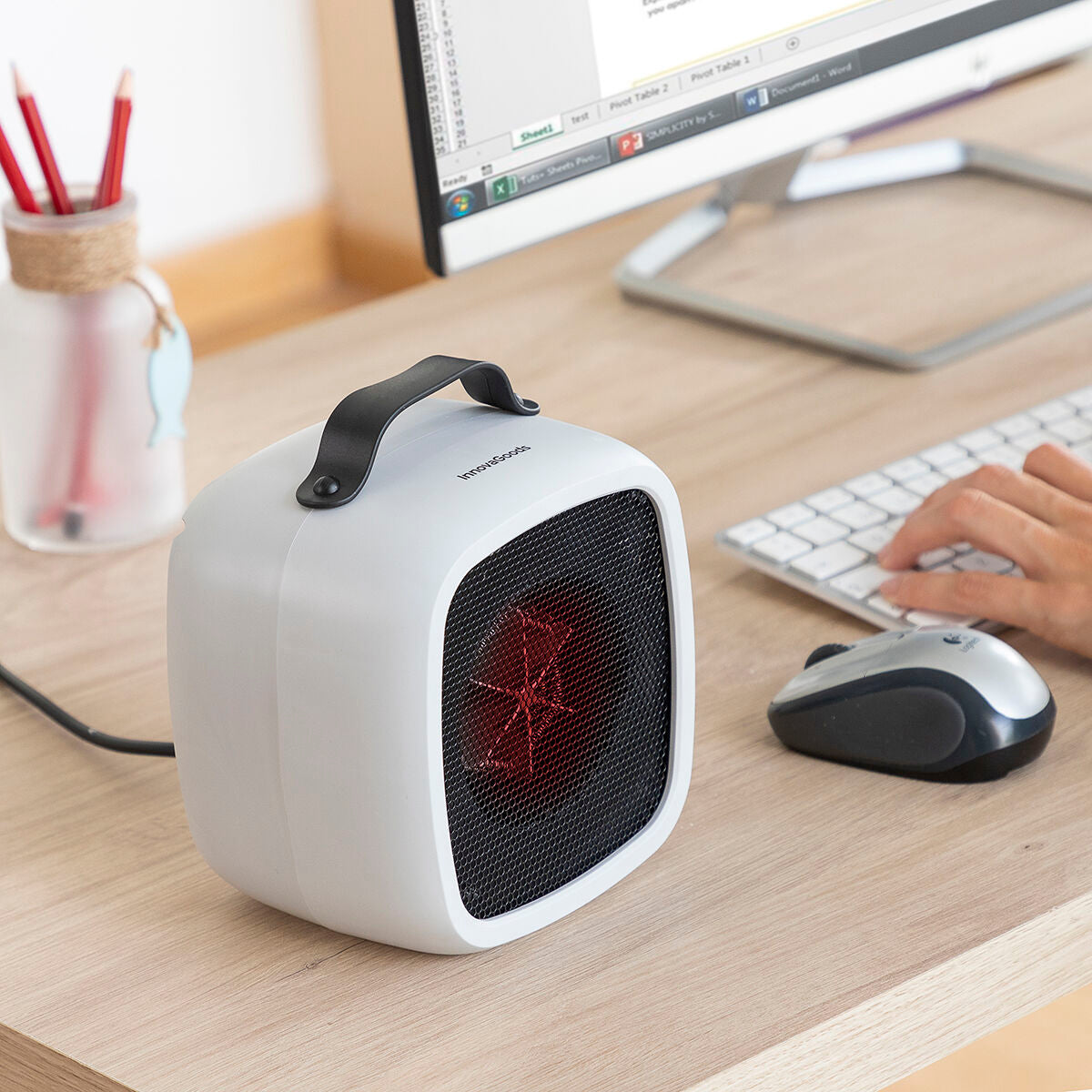Bärbar elektrisk mini-värmare Bliwarm InnovaGoods finns hos Aktivcamping