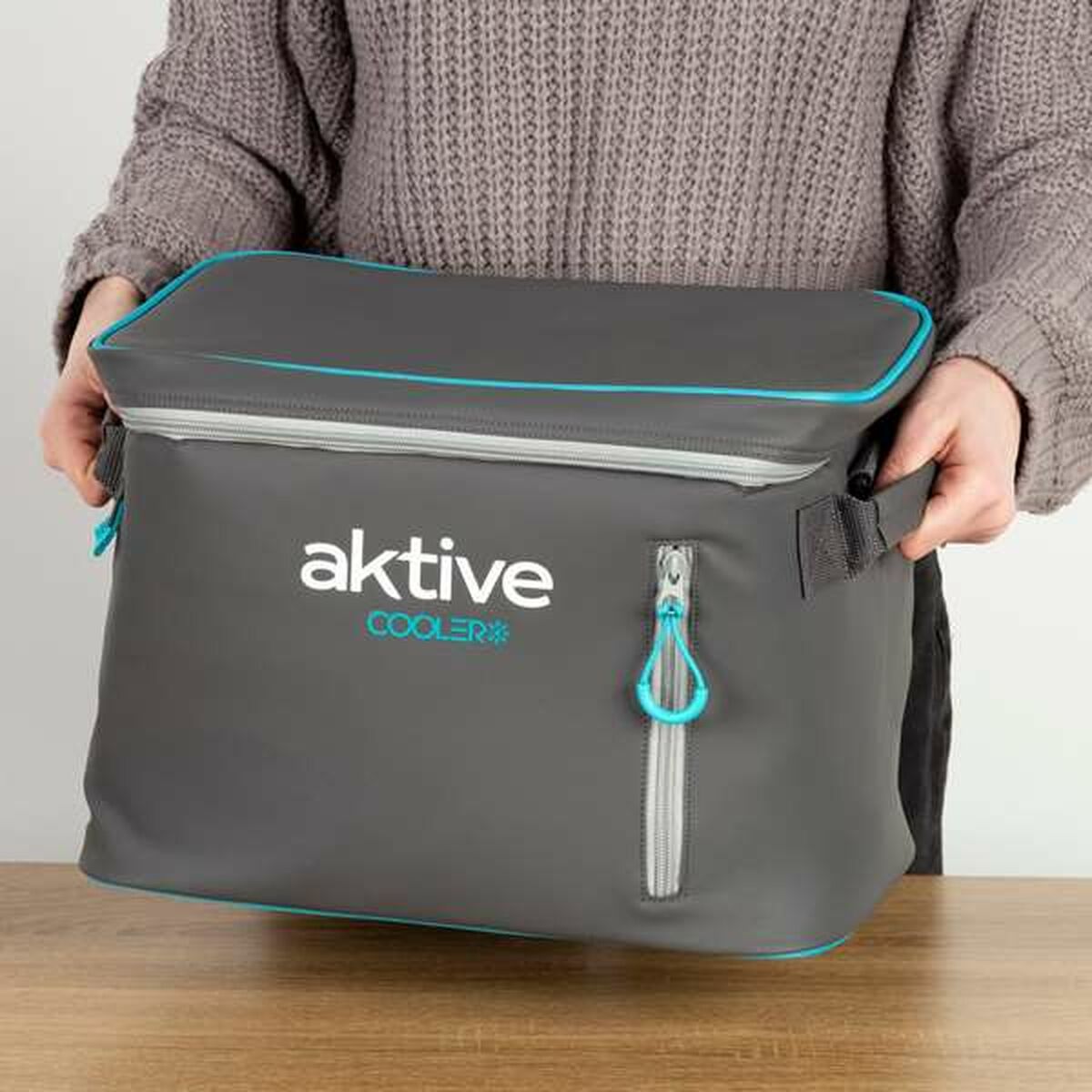 Bärbar kyl Aktive 18 L 34 x 21 x 26 cm finns hos Aktivcamping