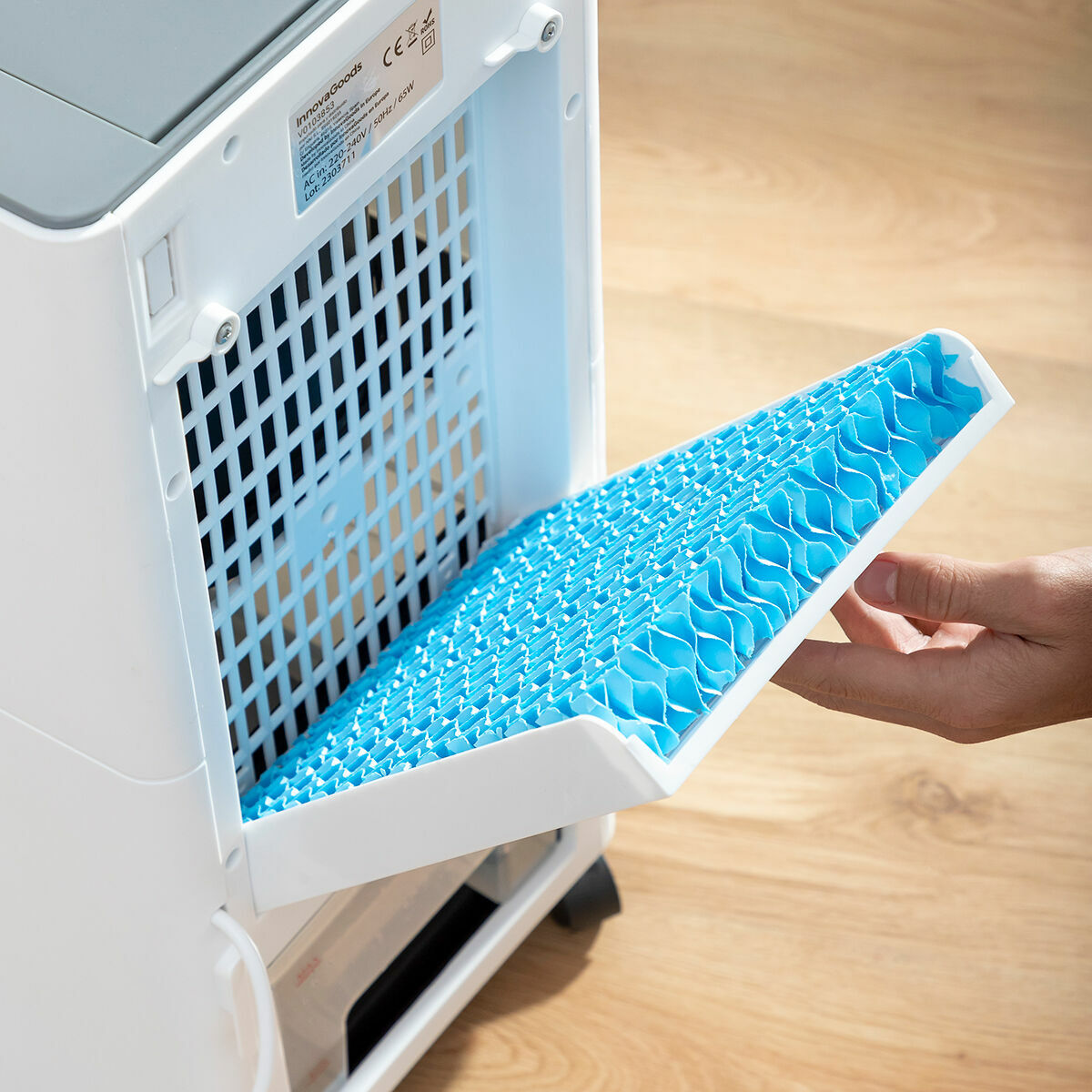 Bärbar multifunktionell evaporativ luftkonditionering Airvecove InnovaGoods 5 L 65 W finns hos Aktivcamping