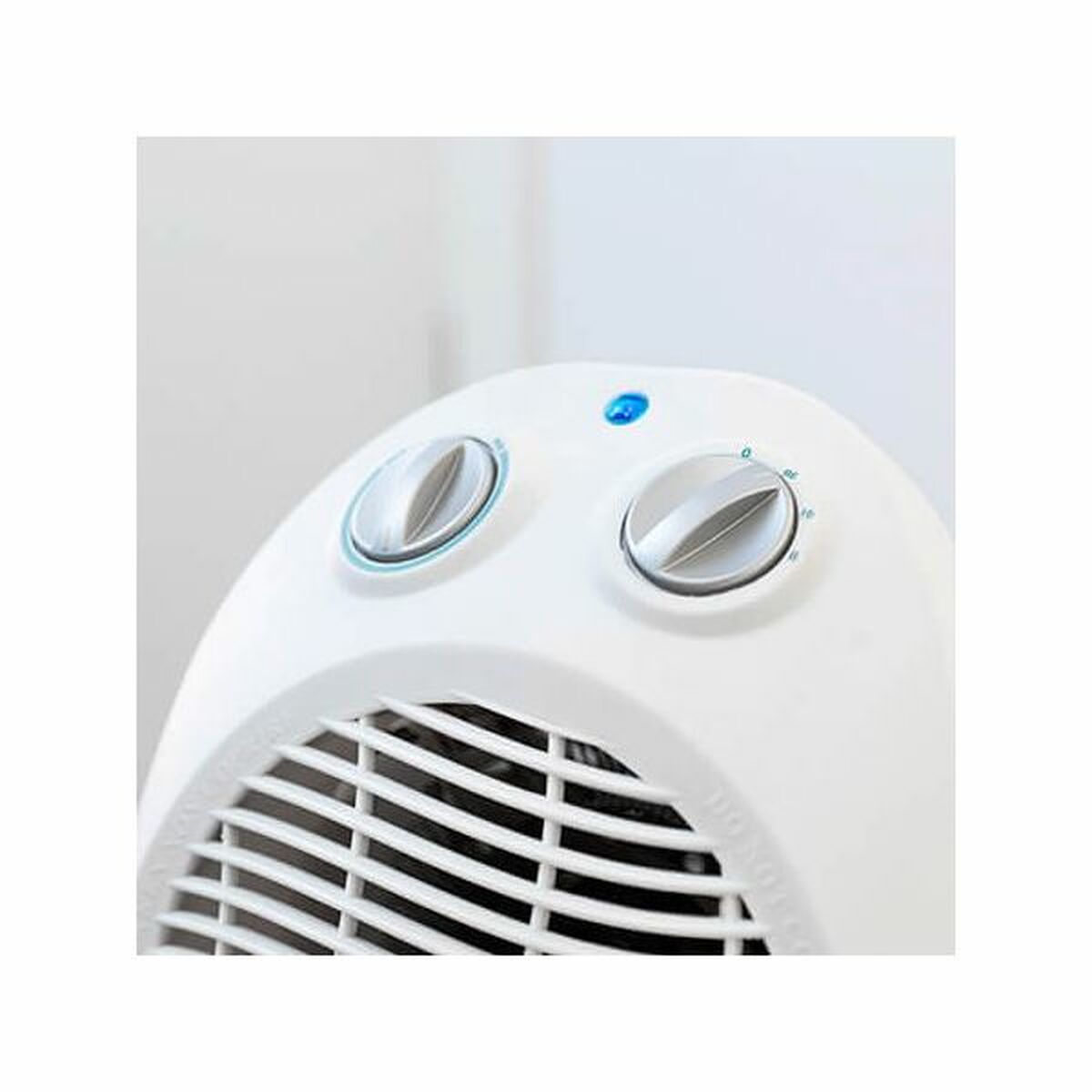 Bärbar värmefläkt Cecotec Ready Warm 9890 Rotate Force 2400 W Vit - finns hos Aktivcamping