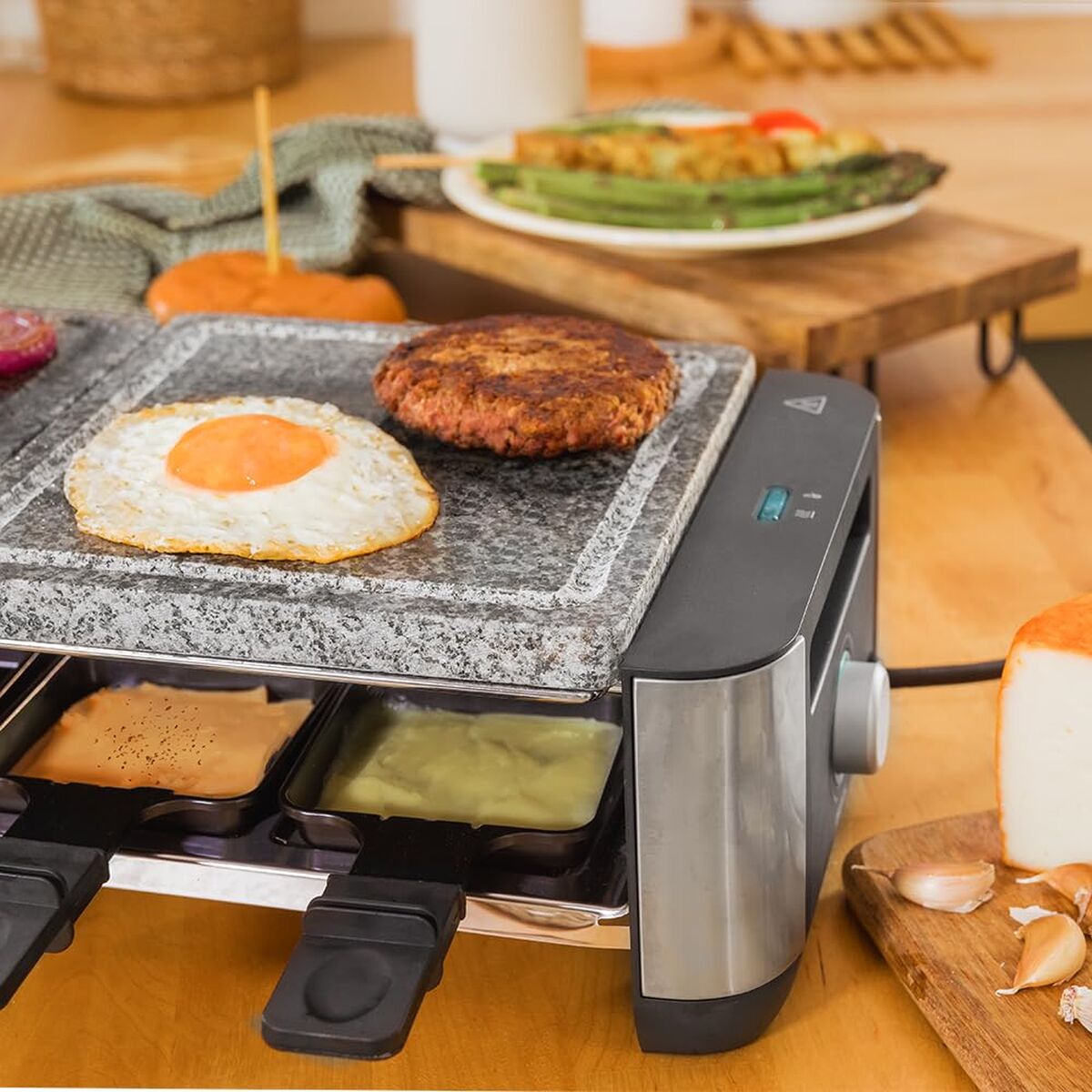 Cecotec Raclette Ost & Grill 16000 Inox Allstone 1400W Stenplatta 8 Pers. Svart finns hos Aktivcamping