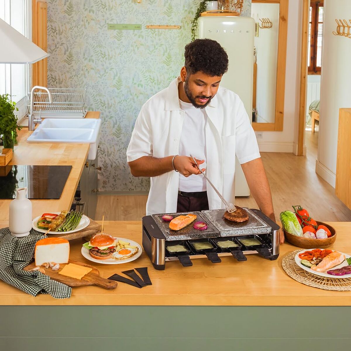 Cecotec Raclette Ost & Grill 16000 Inox Allstone 1400W Stenplatta 8 Pers. Svart finns hos Aktivcamping