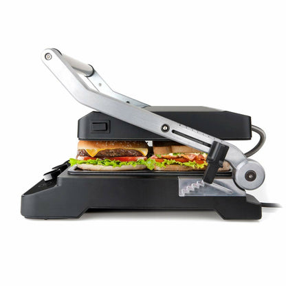 Elektrisk Grill Black & Decker BXGR2000E Svart 2000 W finns hos Aktivcamping