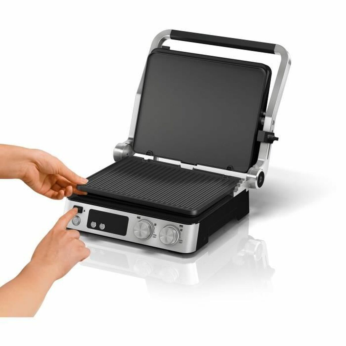 Elektriska Grillen Braun finns hos Aktivcamping
