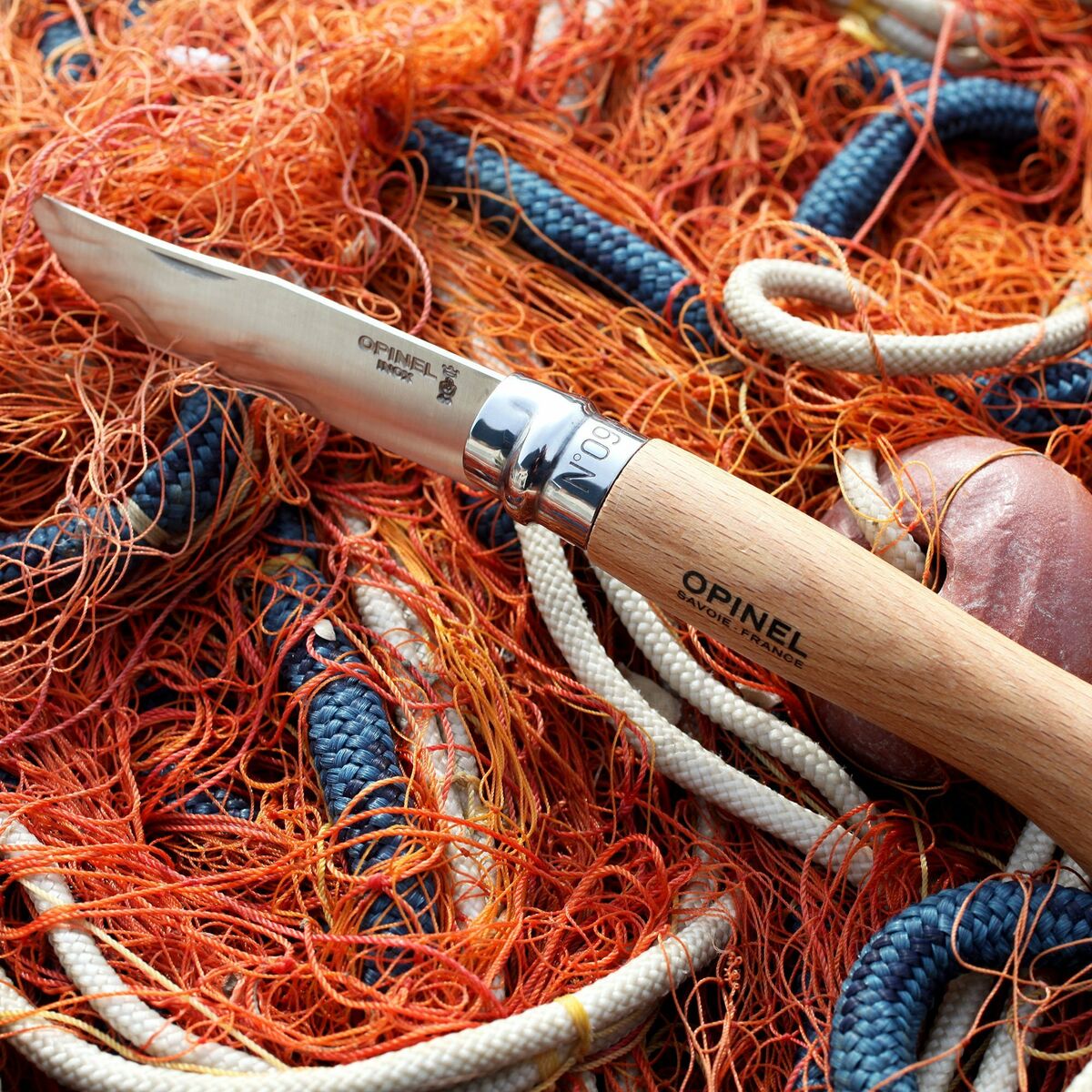 Fickkniv Opinel Nº9 9 cm Rostfritt stål bokträ finns hos Aktivcamping