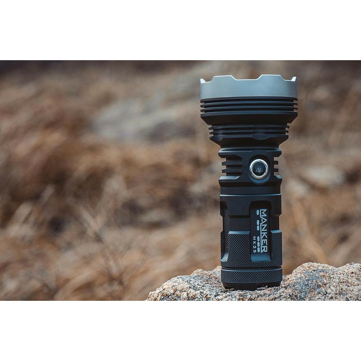 Ficklampa Acebeam L35 2.0 BLUE 5000 Lm finns hos Aktivcamping