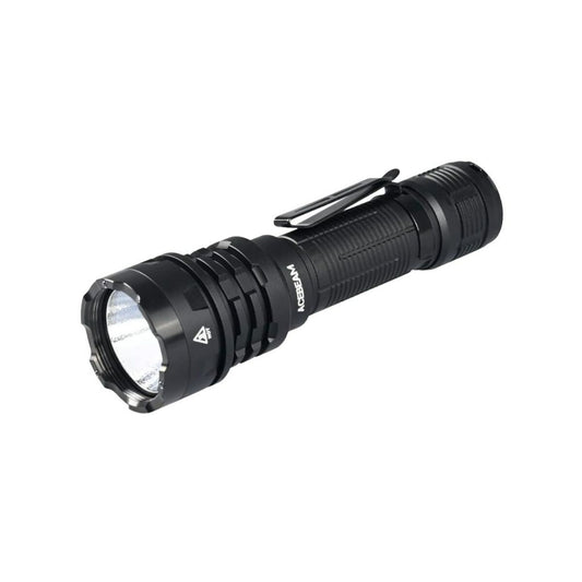 Ficklampa Acebeam P17 BLACK finns hos Aktivcamping