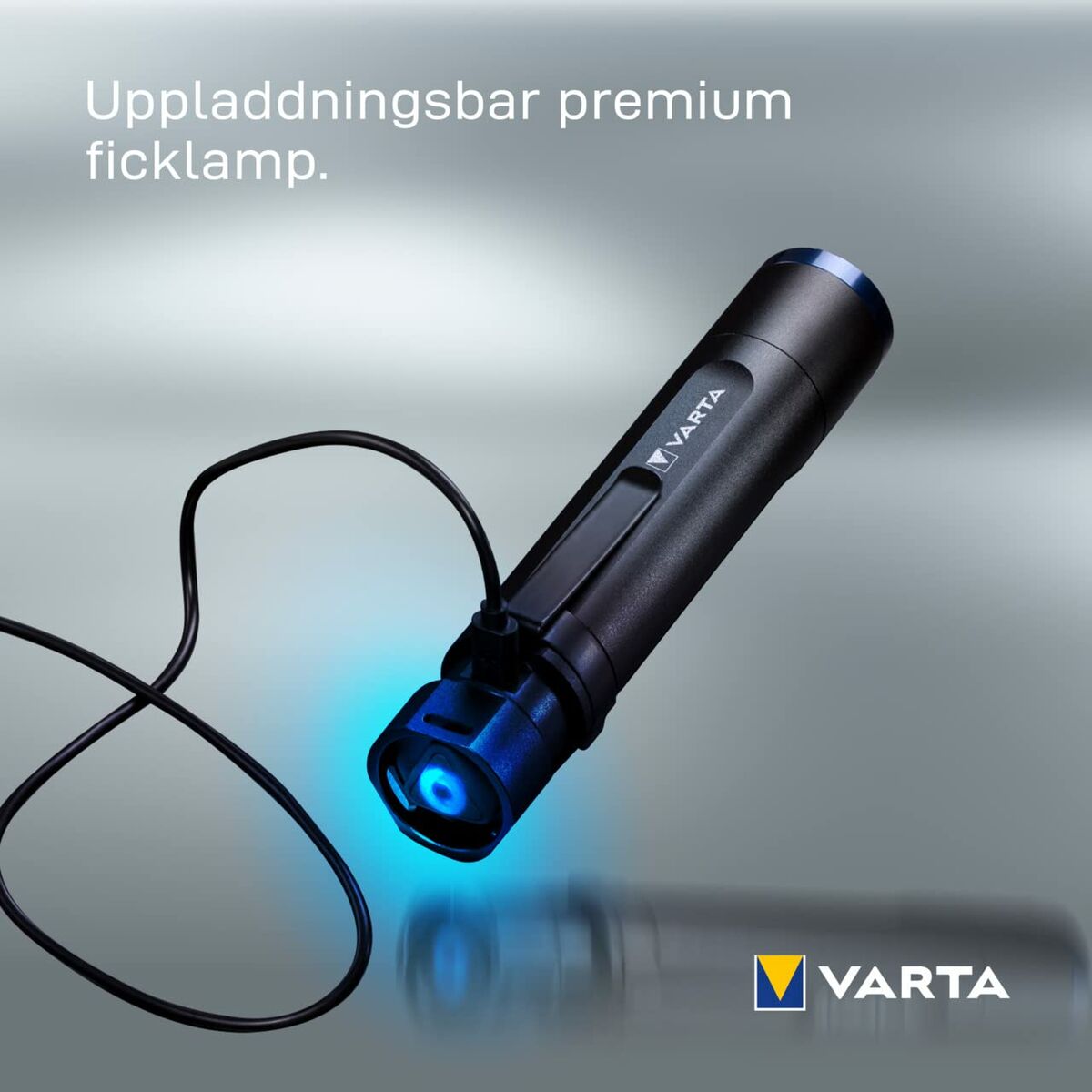 Ficklampa Varta 18900 101 111 finns hos Aktivcamping