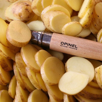 Fällkniv Opinel Nº6 7 cm Rostfritt stål bokträ finns hos Aktivcamping