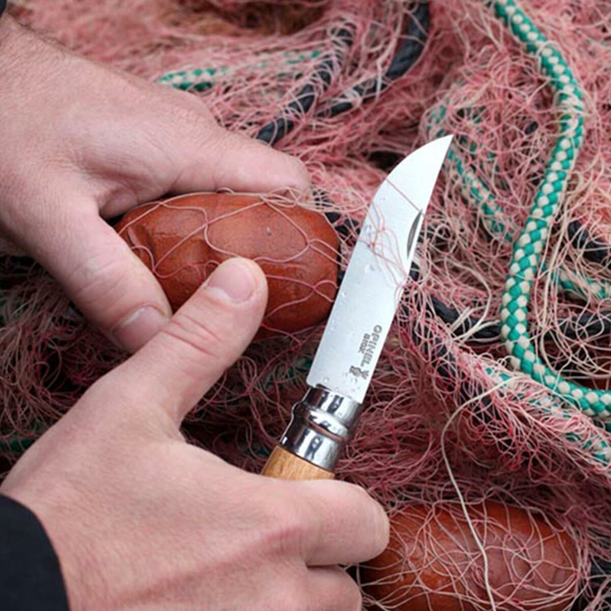 Fällkniv Opinel Nº6 7 cm Rostfritt stål bokträ finns hos Aktivcamping