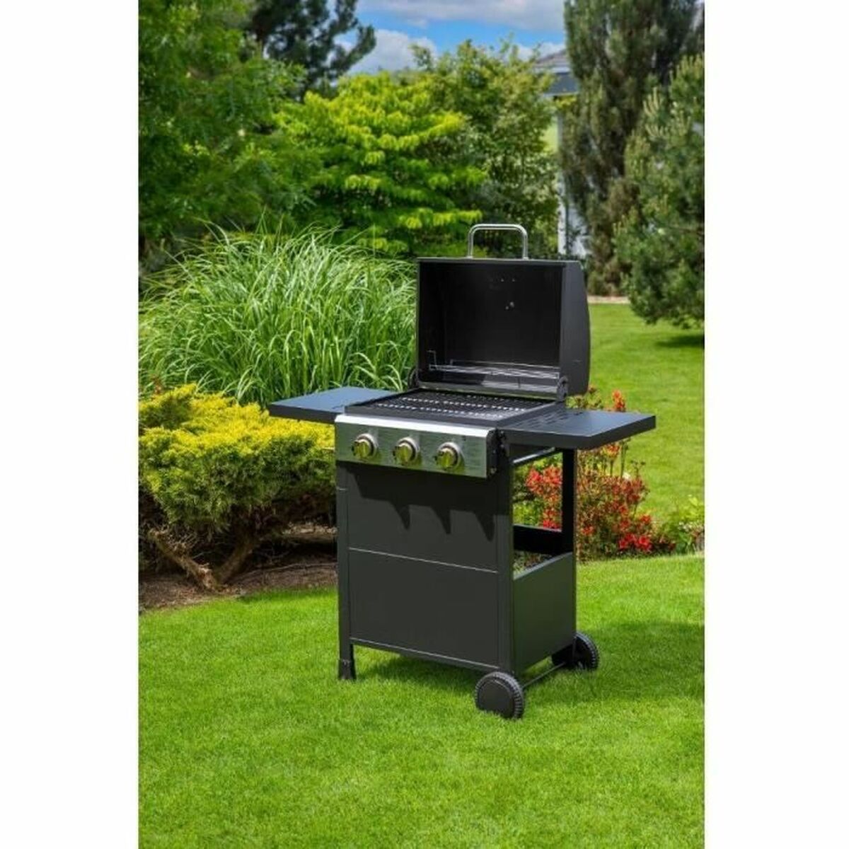 Gasgrill Fieldmann FZG 3003 finns hos Aktivcamping