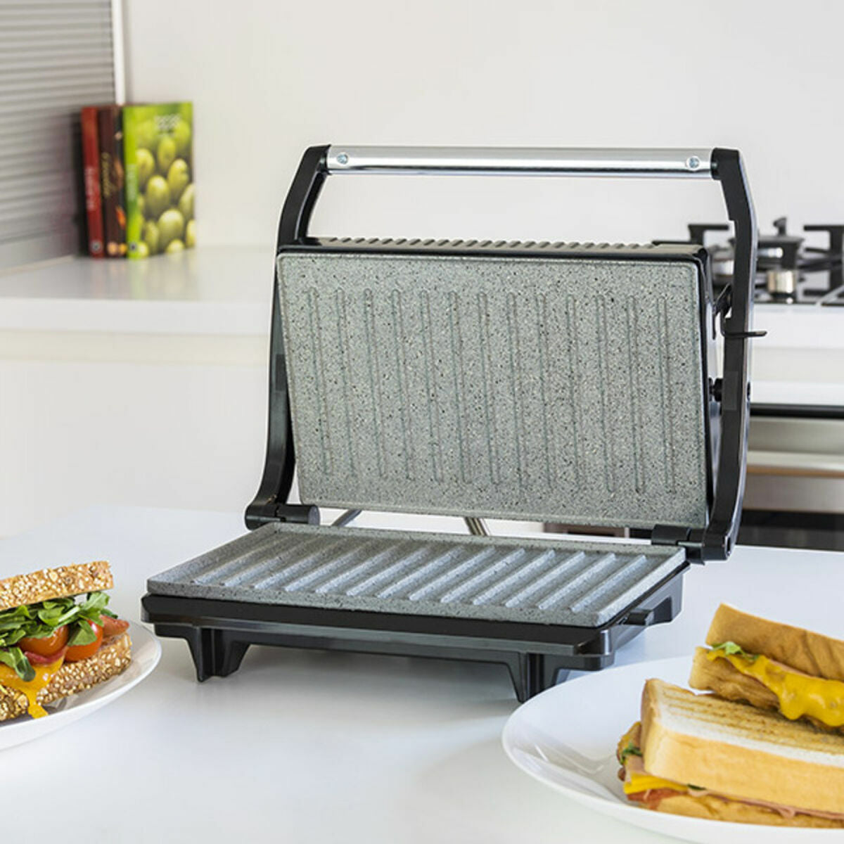 Grillplatta Cecotec Rock'nGrill 700 W finns hos Aktivcamping