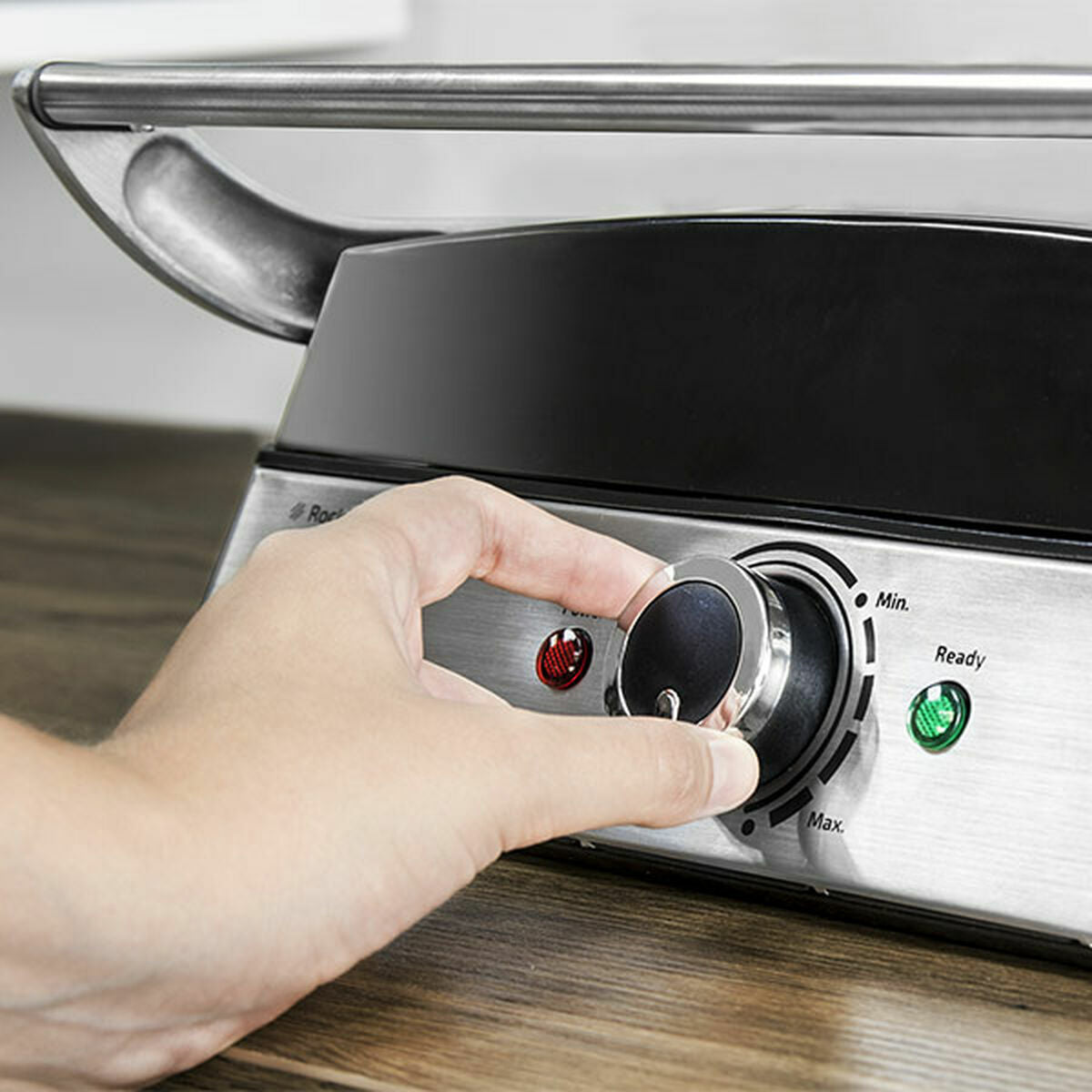 Grillplatta Cecotec Rock'nGrill Pro Silvrig 2000 W finns hos Aktivcamping