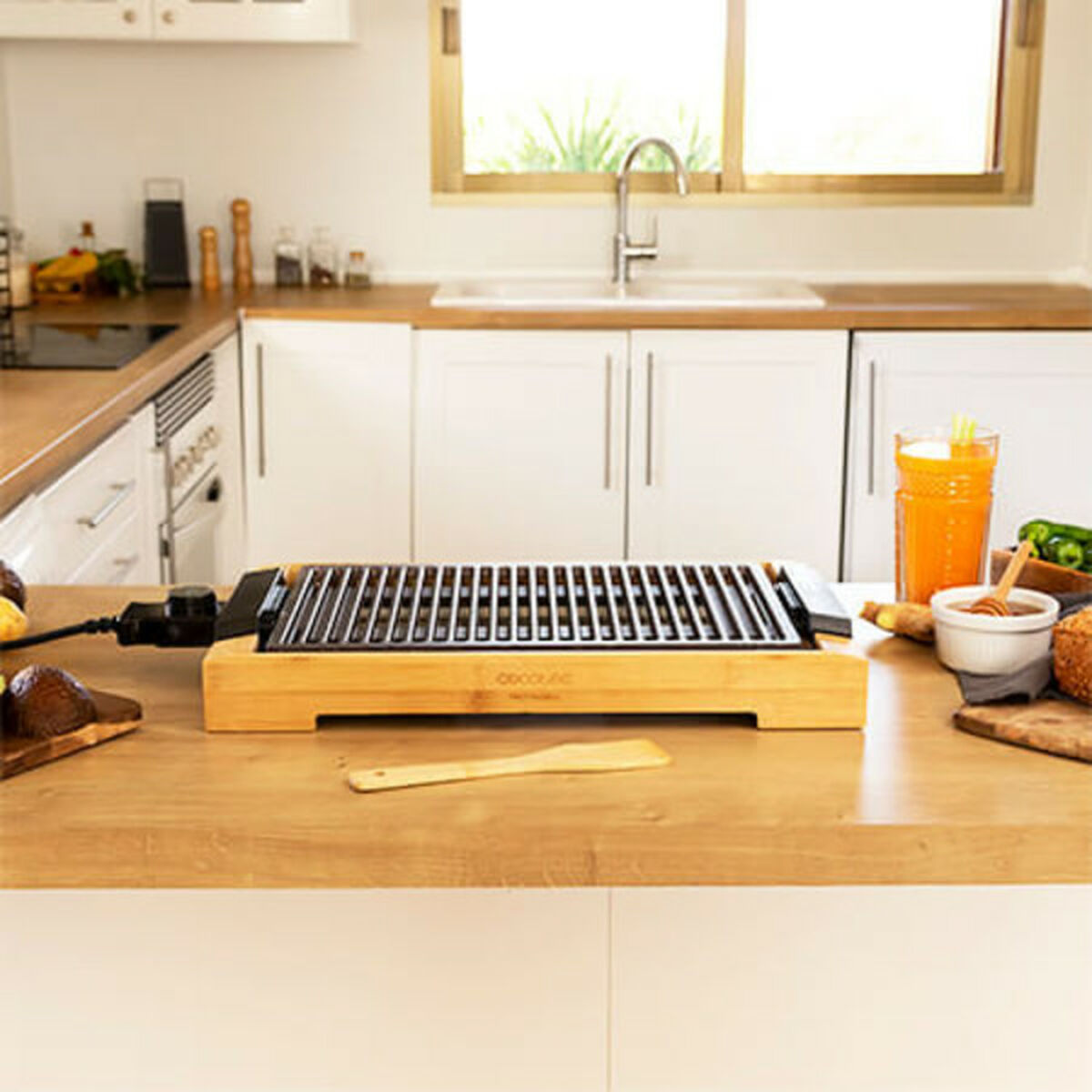 Grillplatta Cecotec Tasty&Grill 2000 Bamboo LineStone Bambu finns hos Aktivcamping
