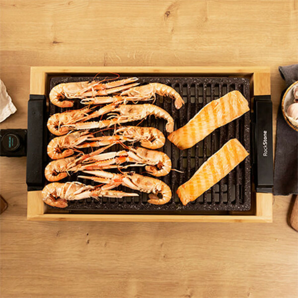 Grillplatta Cecotec Tasty&Grill 2000 Bamboo LineStone Bambu finns hos Aktivcamping