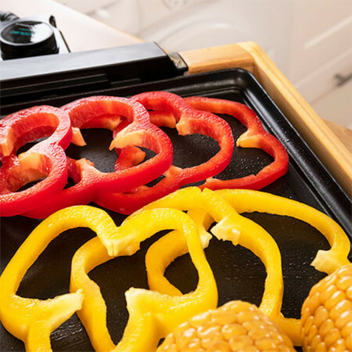 Grillplatta Cecotec Tasty&Grill 2000W 2000 W finns hos Aktivcamping