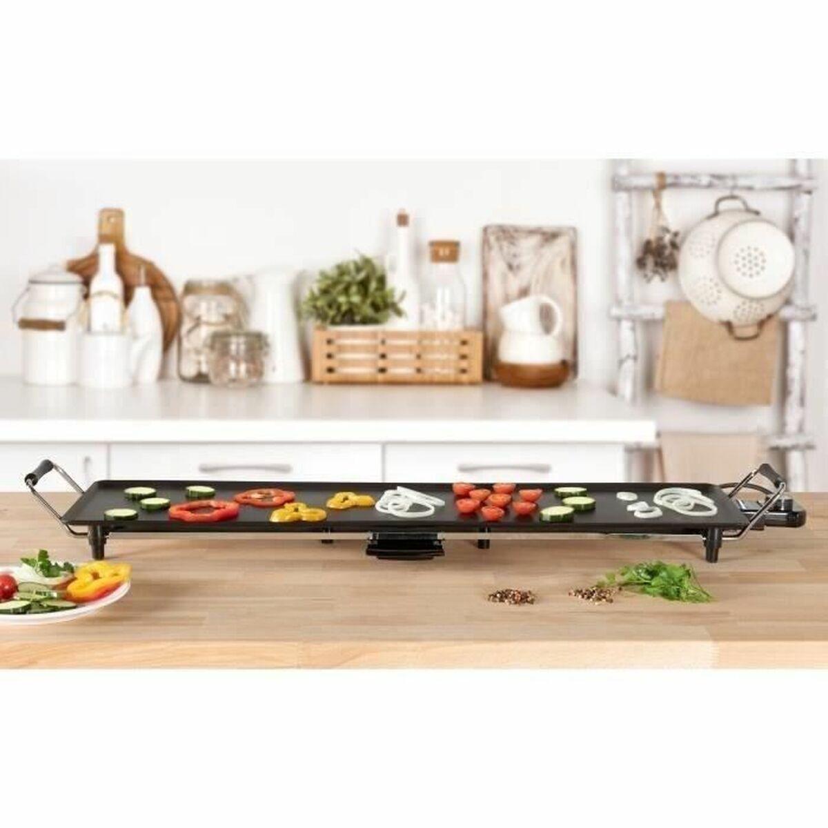 Grillplatta Continental Edison CEGPL872B 1800 W finns hos Aktivcamping