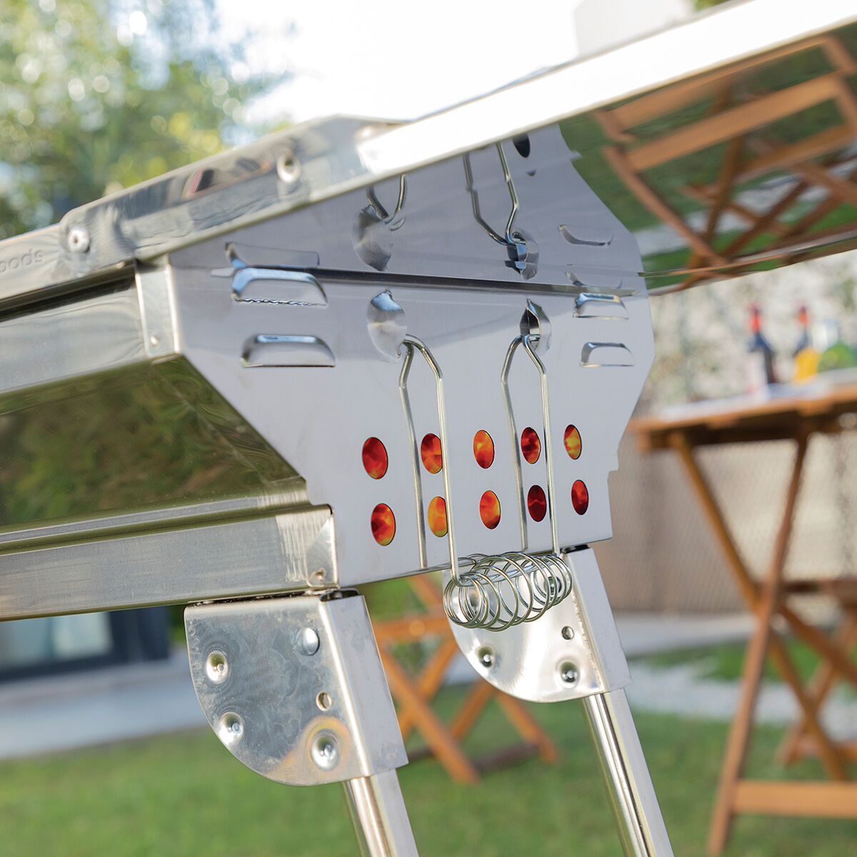 Hopfällbar Kolgrill i Rostfritt Stål ExelQ InnovaGoods finns hos Aktivcamping