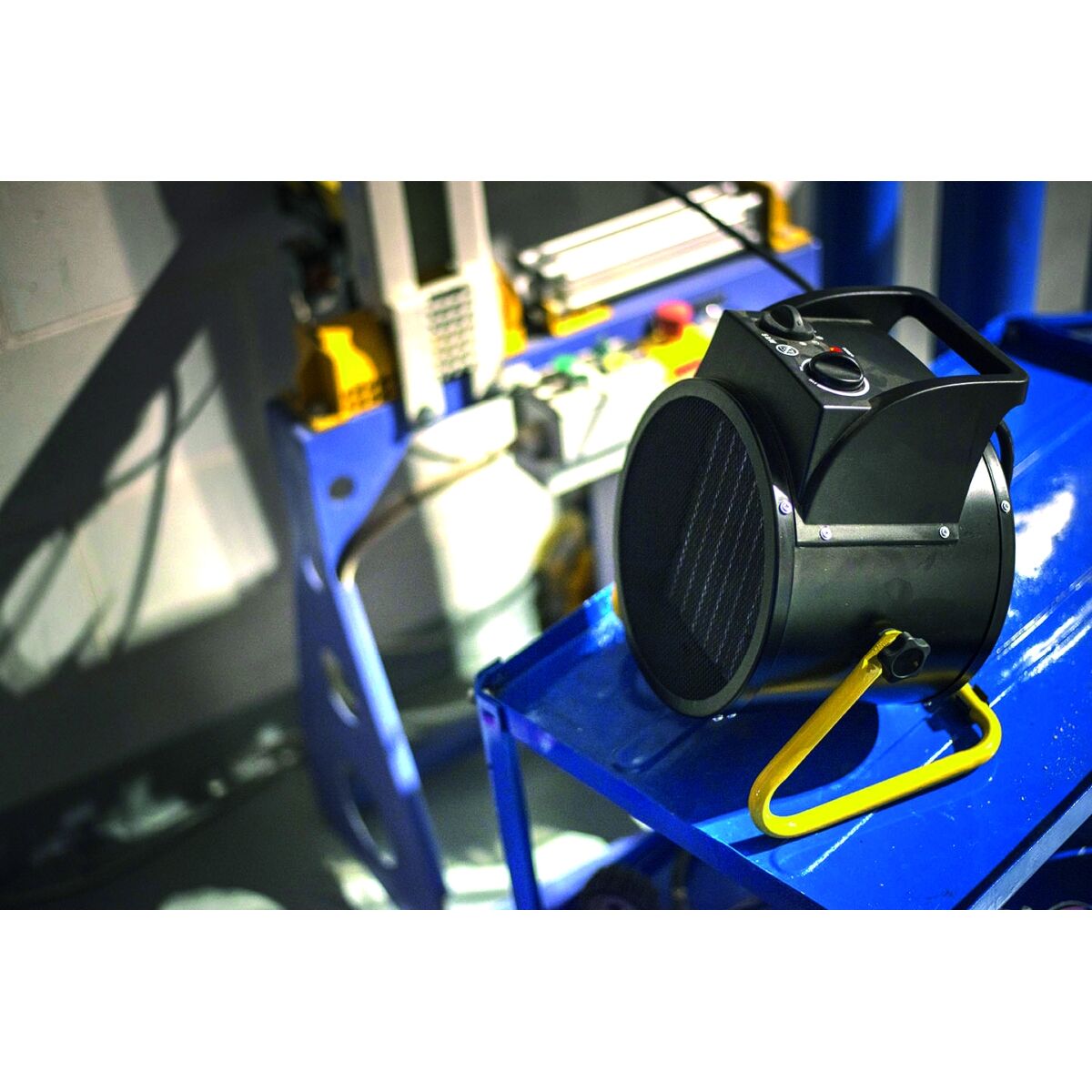 Industriell värmare Stak 3000 W - finns hos Aktivcamping