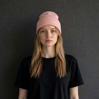 ORTLES Unisex Stickad Mössa Made in Italy Antique Pink Varm Komfort finns hos Aktivcamping