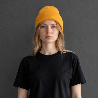 ORTLES Unisex Stickad Mössa Gul Made in Italy Varm Komfort