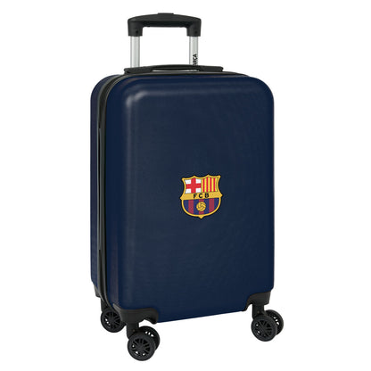 Kabinväska F.C. Barcelona 24/25 Rödbrun Marinblå 20'' 20 L 34,5 x 55 x 20 cm finns hos Aktivcamping