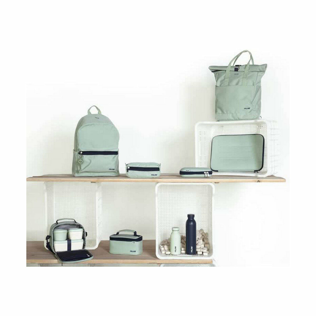 Kylväska Milan 1918 1,5 L Grön 22 x 12,5 x 12 cm finns hos Aktivcamping